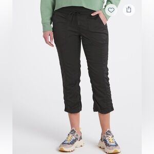 The North Face Aphrodite 2.0 capri black large